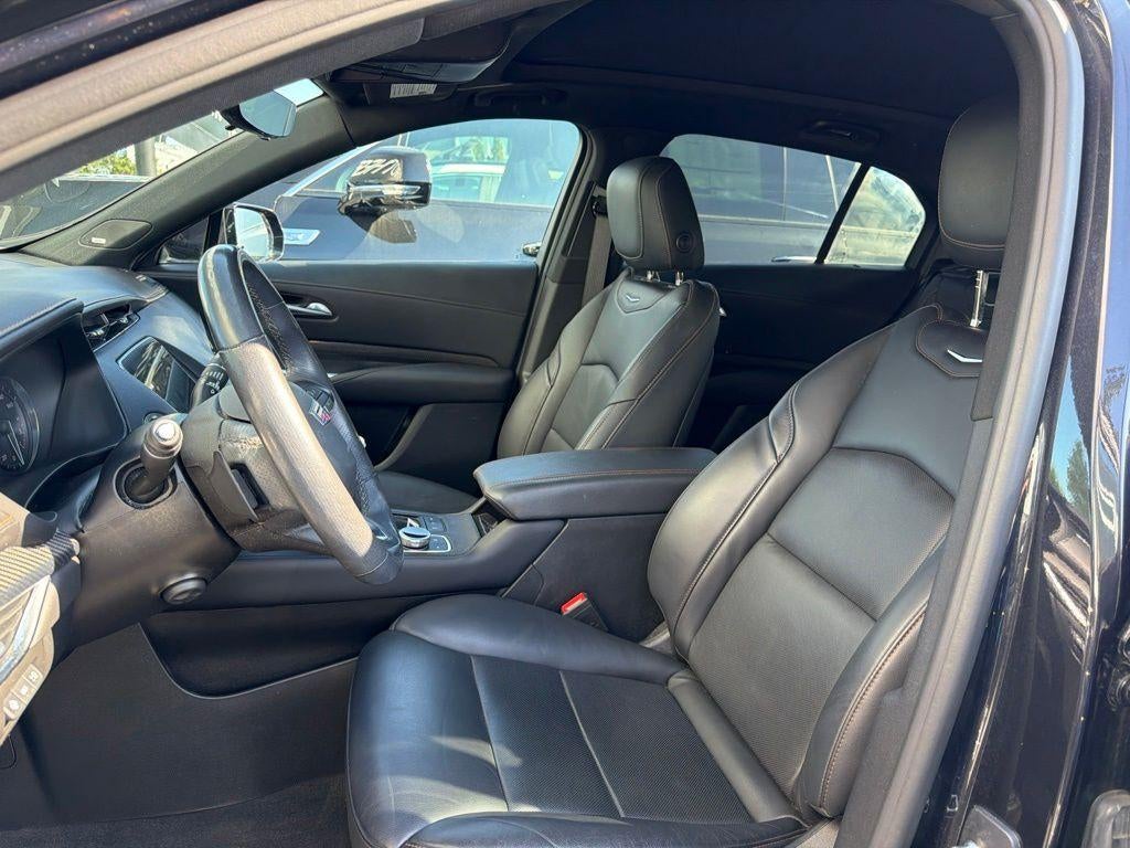 2023 Cadillac XT4 Sport
