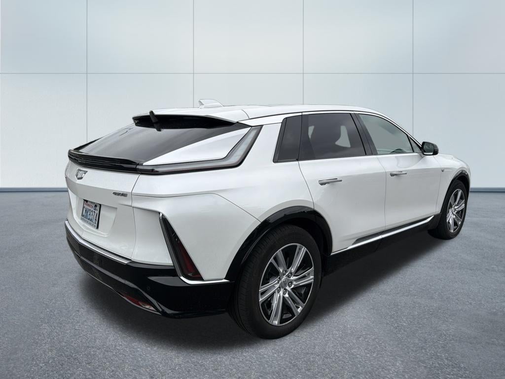 2024 Cadillac LYRIQ Tech