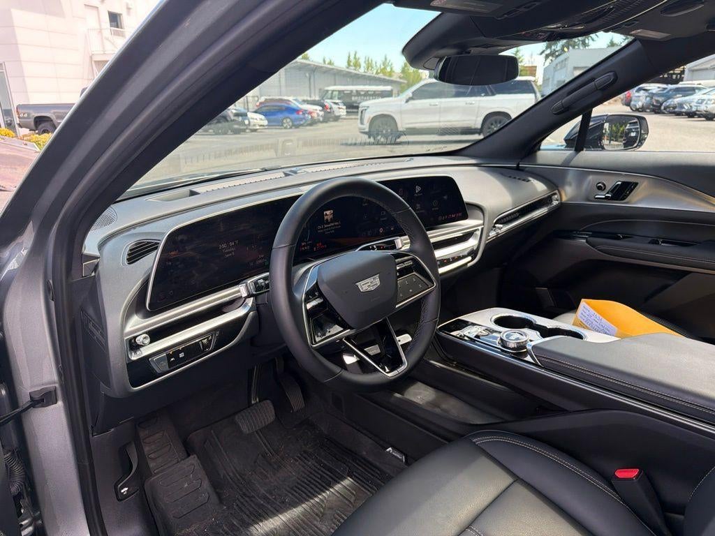 2024 Cadillac LYRIQ Tech