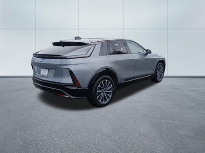 2024 Cadillac LYRIQ Sport 2