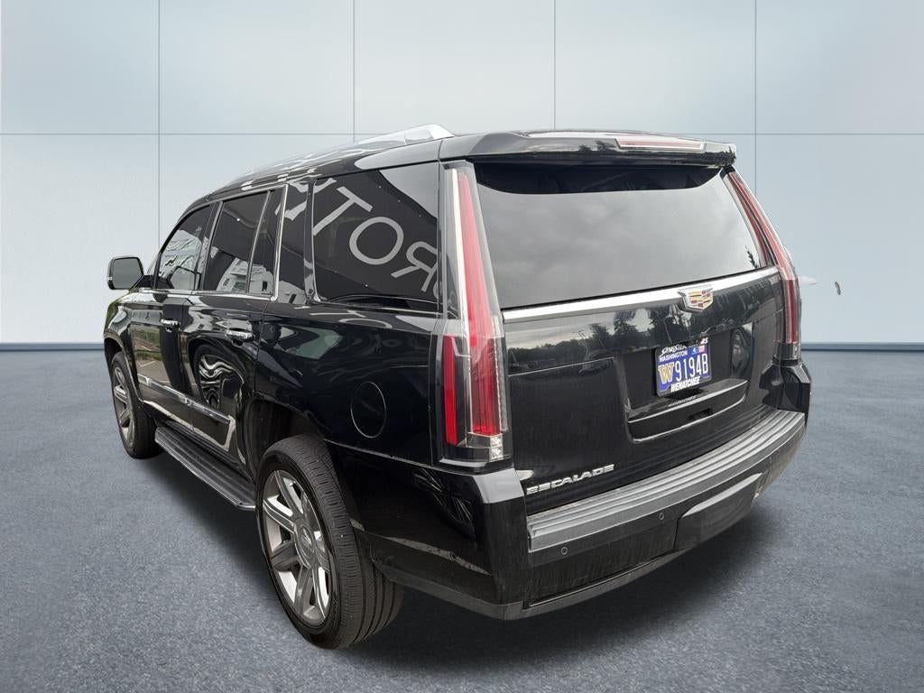 2017 Cadillac Escalade Luxury
