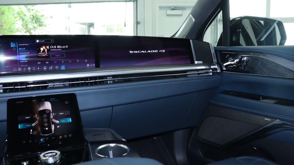 2025 Cadillac ESCALADE IQ Sport 2