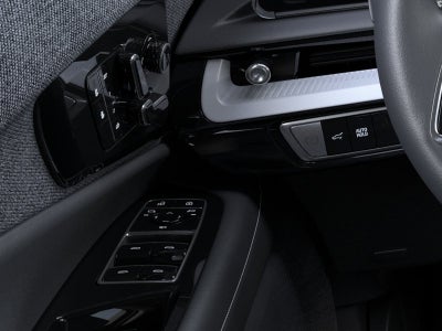 2026 Cadillac OPTIQ 4dr Luxury