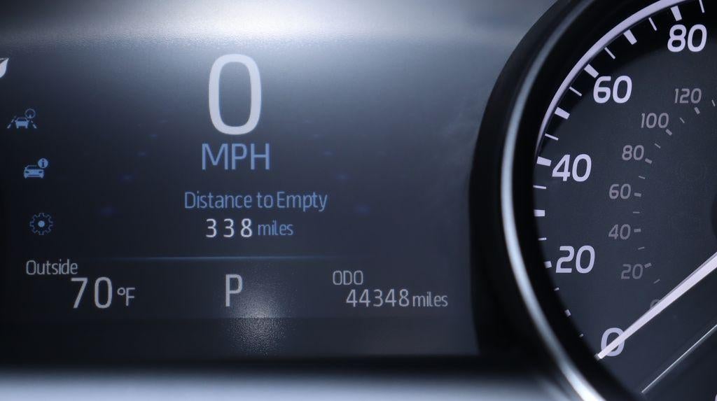 2024 Toyota Camry SE AWD
