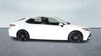 2024 Toyota Camry SE AWD