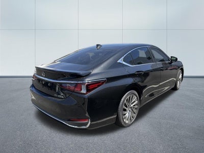 2023 Lexus ES 300h Ultra Luxury