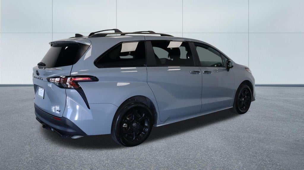 2025 Toyota Sienna Woodland Edition