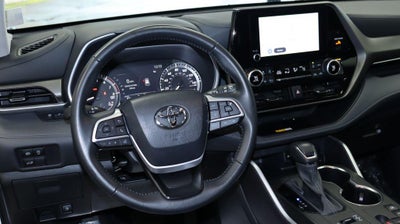 2024 Toyota Highlander XLE