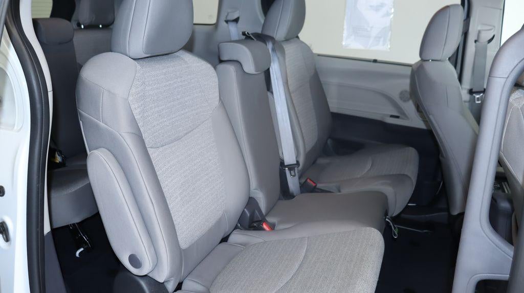 2024 Toyota Sienna LE AWD