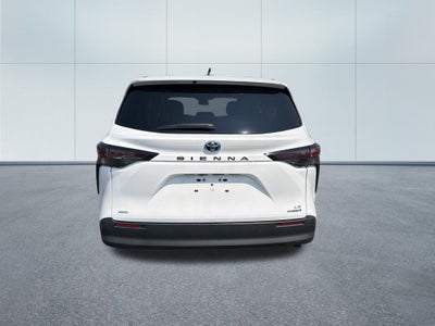 2024 Toyota Sienna LE AWD