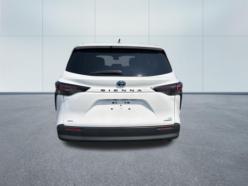 2024 Toyota Sienna LE AWD