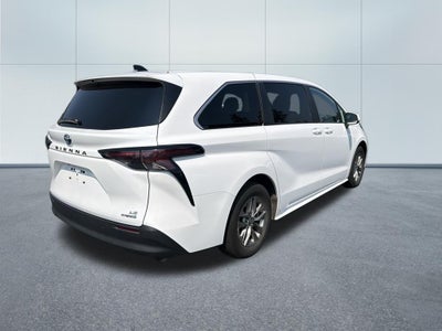 2024 Toyota Sienna LE AWD