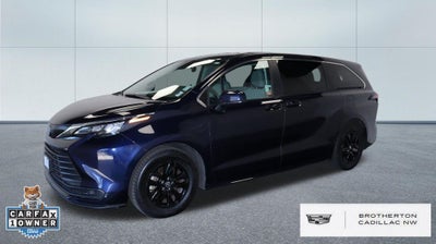 2024 Toyota Sienna LE AWD