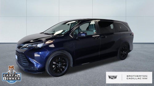 2024 Toyota Sienna LE AWD