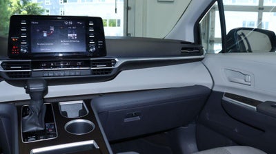 2024 Toyota Sienna LE AWD