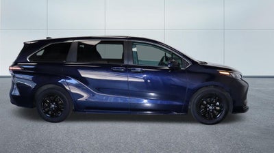 2024 Toyota Sienna LE AWD