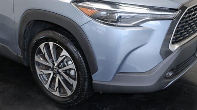 2024 Toyota Corolla Cross XLE