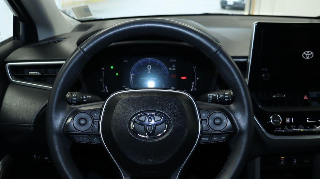 2024 Toyota Corolla Cross XLE