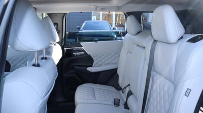 2023 Mitsubishi Outlander SEL