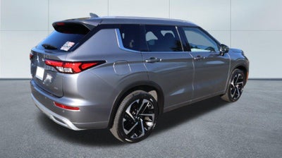 2023 Mitsubishi Outlander SEL
