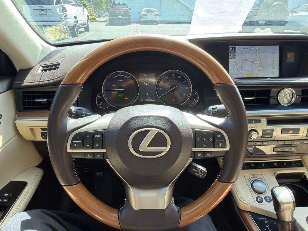 2018 Lexus ES 300h