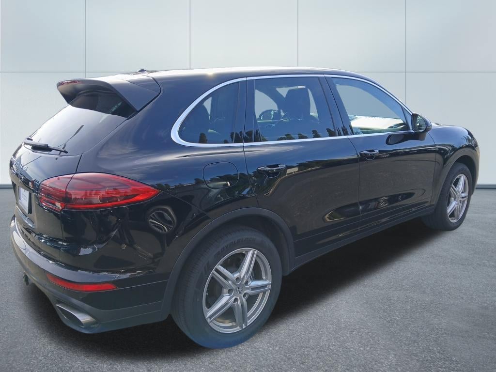 2017 Porsche Cayenne Base
