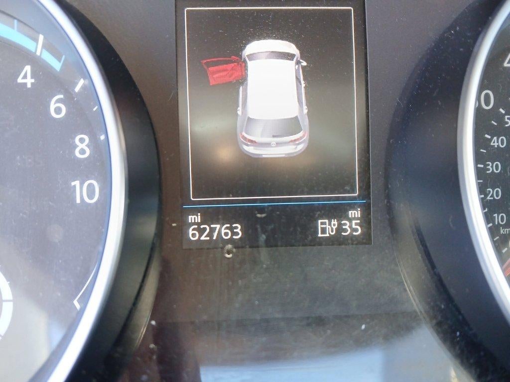 2016 Volkswagen e-Golf SE