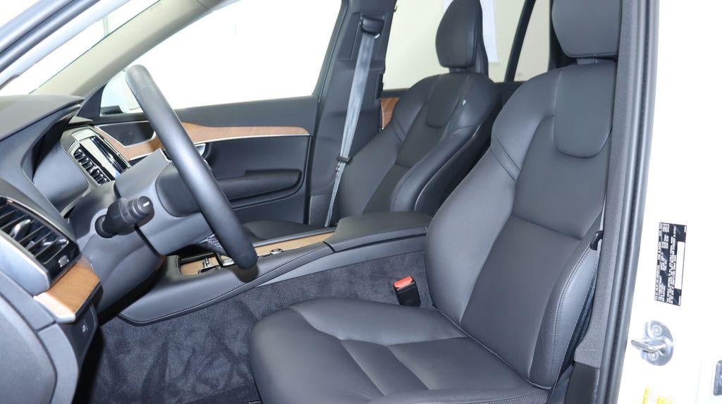 2023 Volvo XC90 B6 Plus 7-Seater