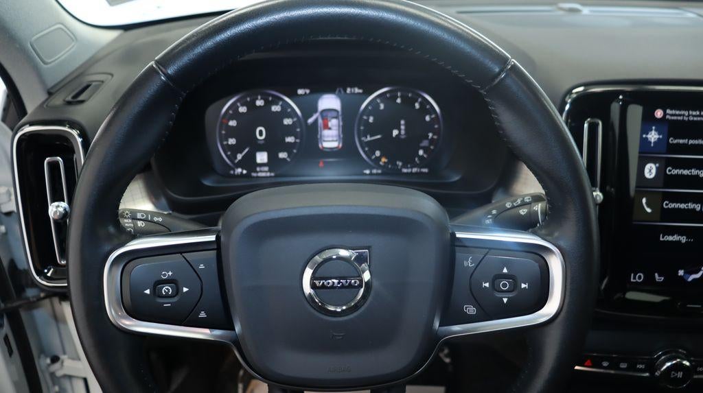 2019 Volvo XC40 Momentum