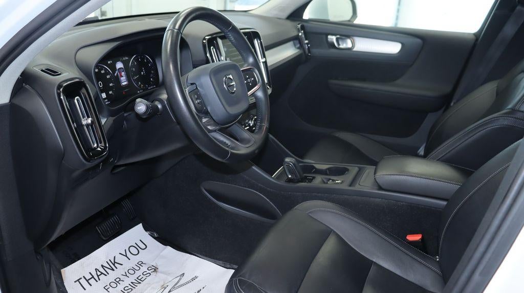 2019 Volvo XC40 Momentum