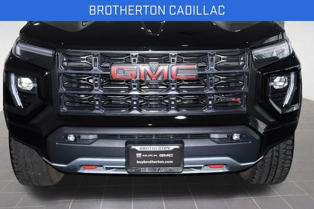 2025 GMC Canyon 4WD AT4