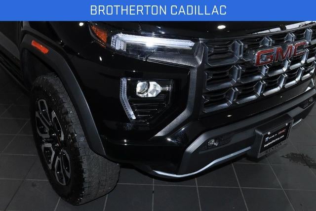 2025 GMC Canyon 4WD AT4