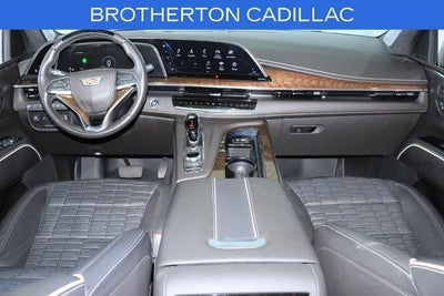 2023 Cadillac Escalade 4WD Sport Platinum