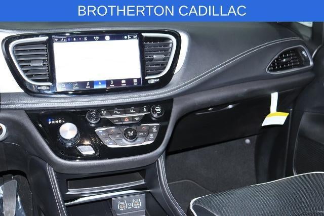 2023 Chrysler Pacifica Hybrid Limited