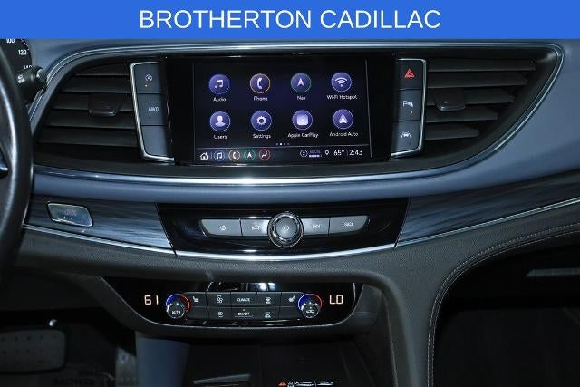 2022 Buick Enclave Essence