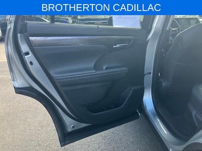 2021 Toyota Highlander Hybrid Platinum