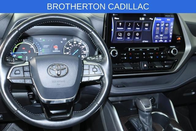 2021 Toyota Highlander Hybrid Platinum