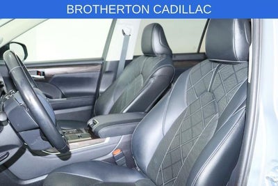 2021 Toyota Highlander Hybrid Platinum