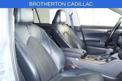 2021 Toyota Highlander Hybrid Platinum
