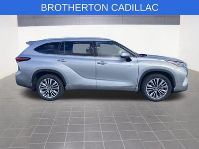 2021 Toyota Highlander Hybrid Platinum
