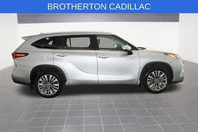 2021 Toyota Highlander Hybrid Platinum