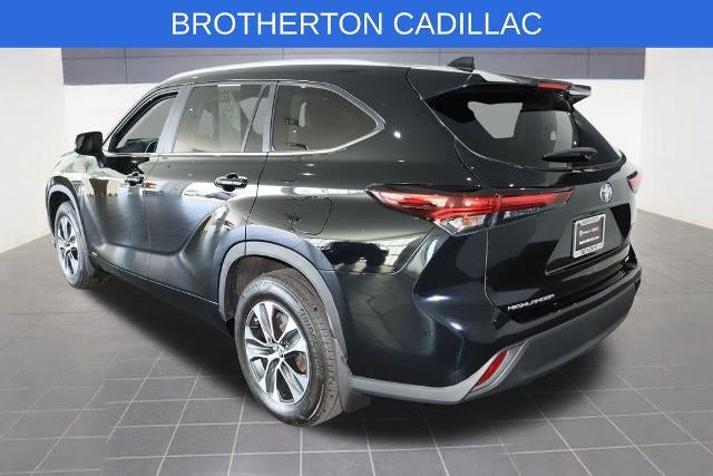 2025 Toyota Highlander Hybrid XLE