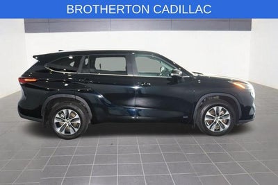 2025 Toyota Highlander Hybrid XLE