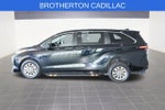 2022 Toyota Sienna LE