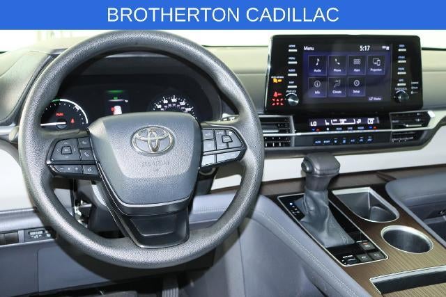 2024 Toyota Sienna LE