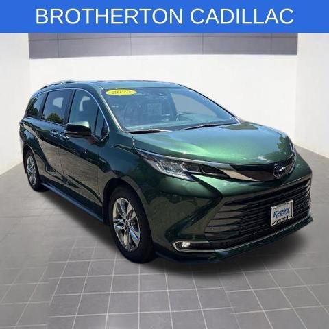 2023 Toyota Sienna Limited