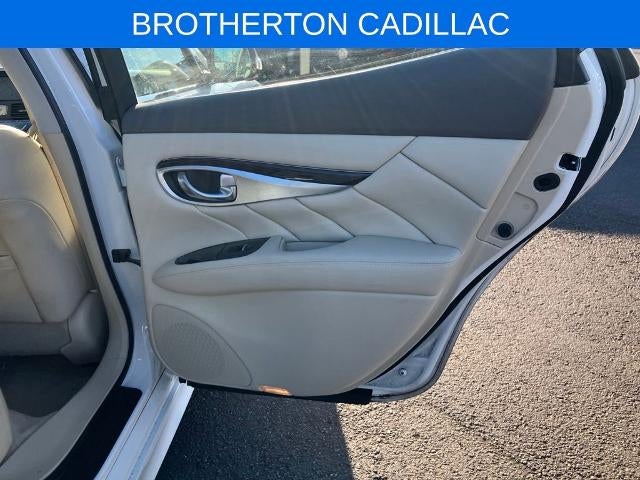 2019 INFINITI Q70 3.7 LUXE AWD
