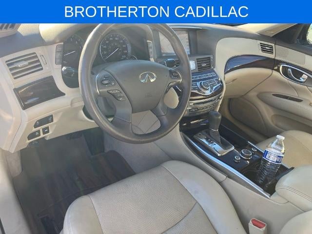 2019 INFINITI Q70 3.7 LUXE AWD