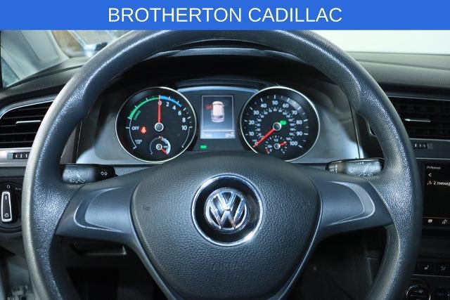 2016 Volkswagen e-Golf SE