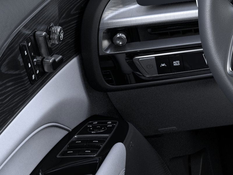 2025 Cadillac LYRIQ Sport